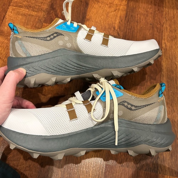 Saucony Men’s Endorphin Rift Trail Running Hiking Shoe - Size 9 - Fog Bronze - Picture 9 of 9